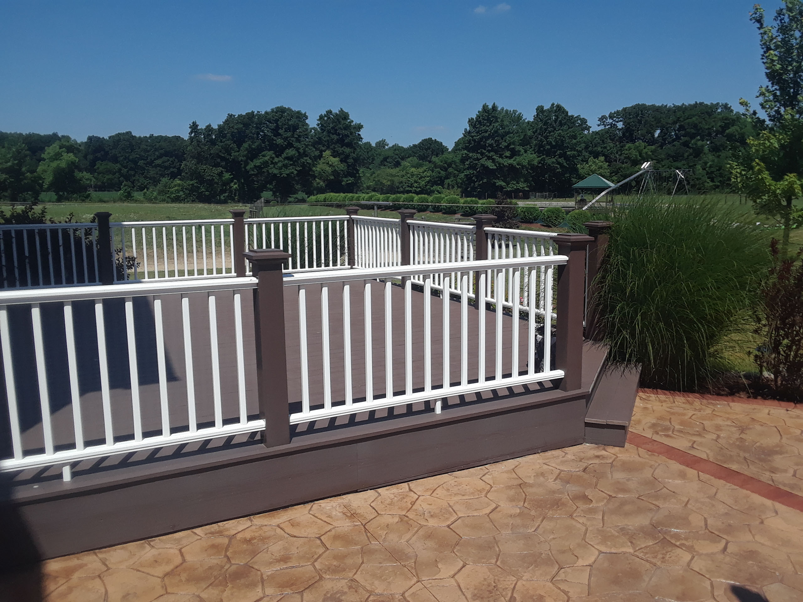 decks construction by amish - Fort Wayne Indiana